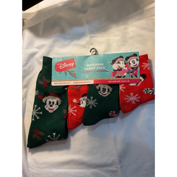 Disney Mickey Mouse Family Matching Christmas Holiday Socks 4 Pack - Picture 1 of 5